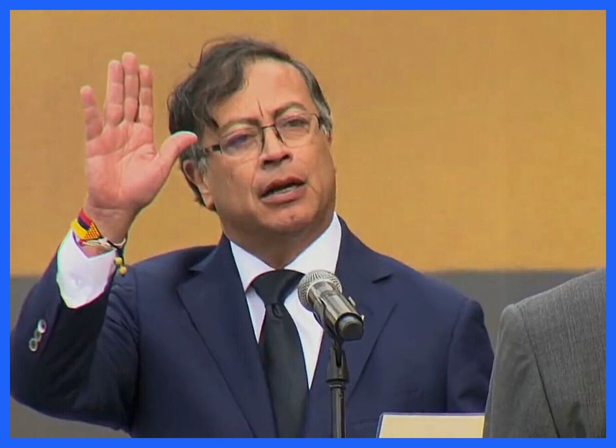 رئیس‌جمهور کلمبیا در اظهاراتی تأکید کرد که مواد مخدر تنها بهانه‌ای برای مداخله در ونزوئلا است و هدف واقعی دونالد ترامپ، دستیابی به نفت این کشور می‌باشد. وی همچنین بر این نکته تأکید کرد که مشکل اصلی کشور ونزوئلا، کمبود دموکرا