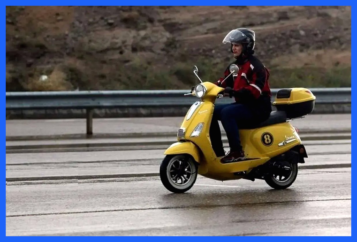 خسارت ۱۳ میلیارد تومانی؛ نخستین عواقب عدم صدور گواهینامه برای موتورسواران زن