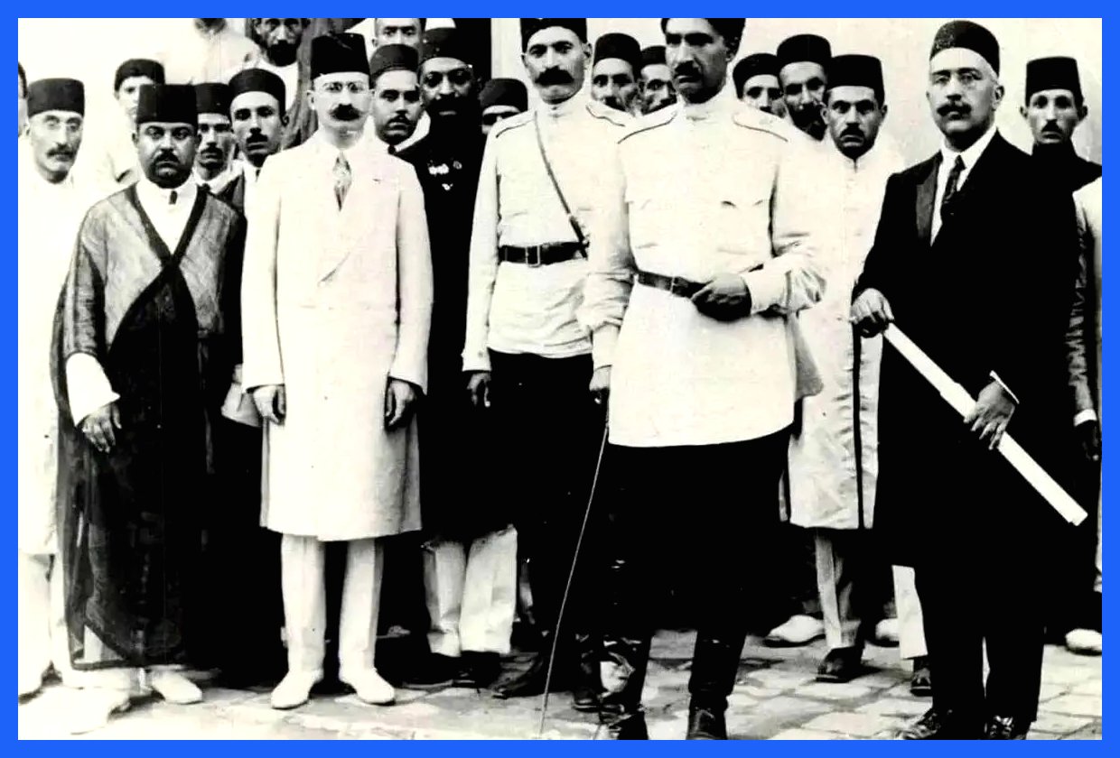 «رضاخان» پشت تیربار در کرمانشاه؛ سال ۱۲۹۱ (عکس)