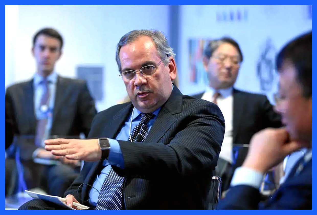 اقتصاد غیررقابتی و سقوط طبقات اجتماعی؛ نقدی بر دیدگاه‌های سریع‌القلم