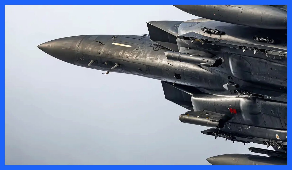 پروازهای ویژه جنگنده F-15E Strike Eagle در تصاویری جذاب و متفاوت