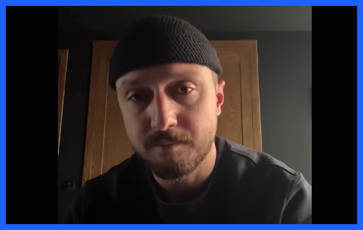 محمدرضا شایع: بابت حضور در برنامه علی ضیا عذرخواهی می‌کنم، اشتباه کردم