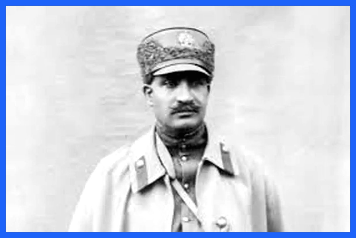 عکس یادگاری رضاشاه با خودروی لاکچری رولزرویس