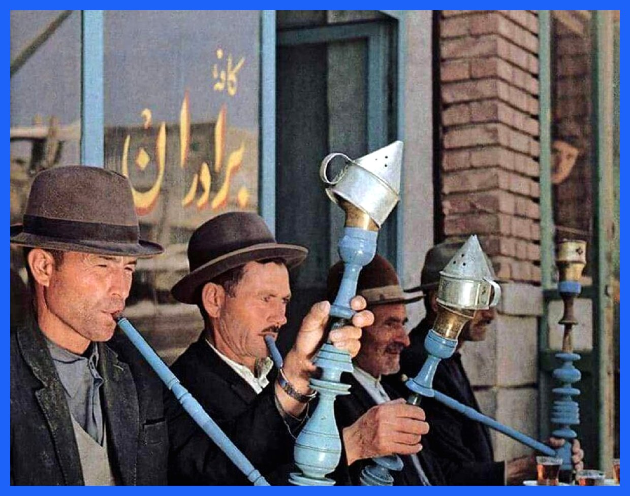 کافه برادران در تهران، سال ۱۳۵۰: نگاهی به خاطرات گذشته (عکس)