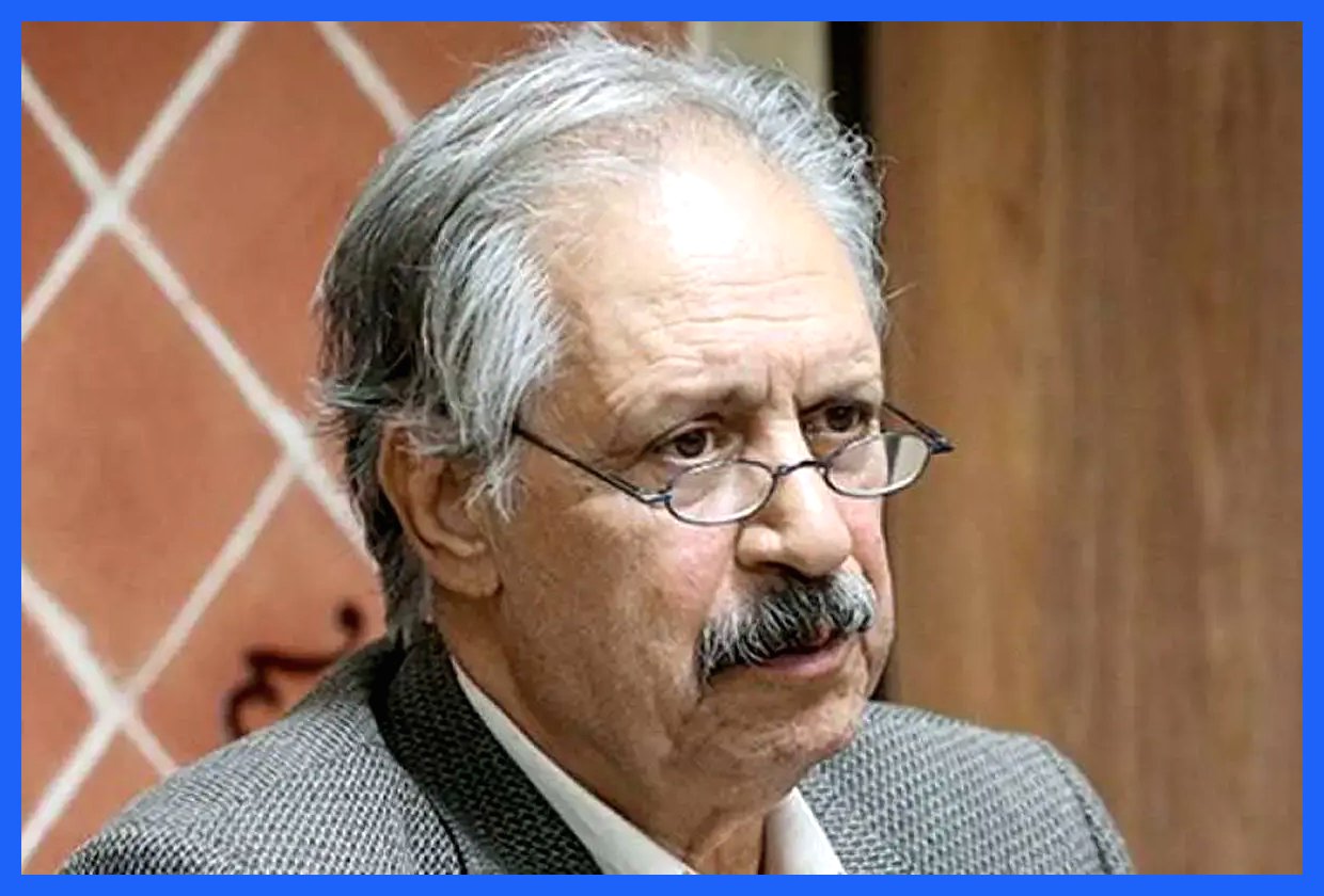 علی بیگدلی، تحلیلگر سیاسی، اظهار داشت که سیاست کنونی هسته‌ای کشور در درازمدت ممکن است به ایجاد مشکلاتی منجر شود. وی بر لزوم بررسی و بازنگری در این سیاست‌ها تأکید کرد تا از بروز چالش‌های احتمالی جلوگیری شود. به گزارش آگاهنا، این تحلیلگر به ضرورت اتخاذ رویک