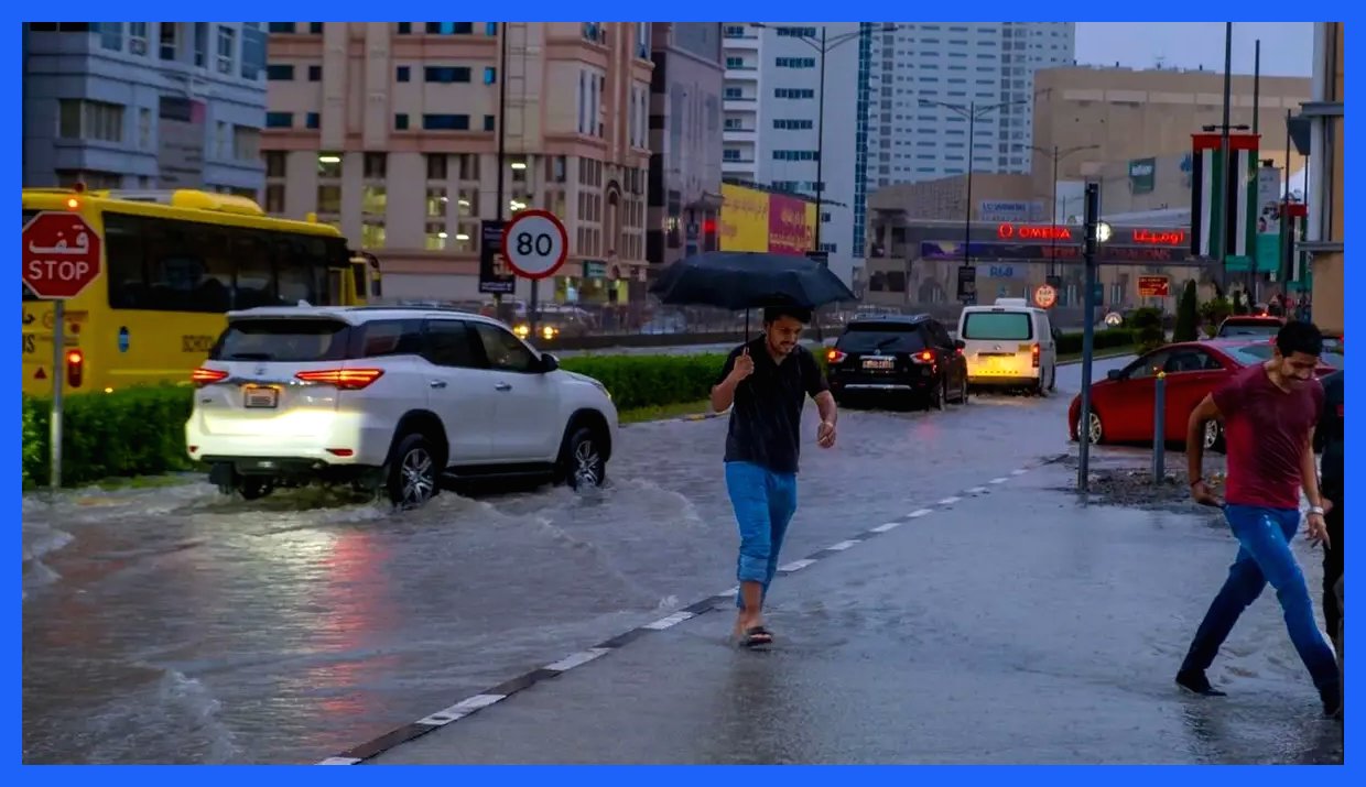 امارات زیر باران: سیلاب و آب‌گرفتگی خیابان‌ها!