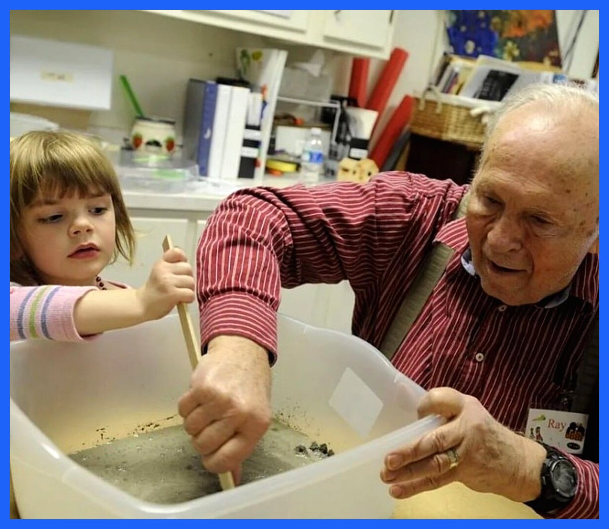 ابتکار جالب فرانسوی‌ها برای کاهش تنهایی در سالمندان