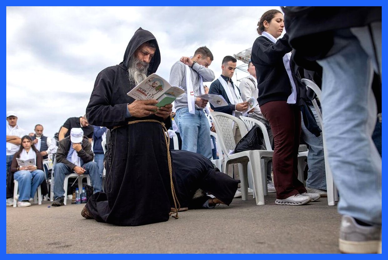 دیدنی های امروز؛ از سفر پاپ به لبنان تا توفان شن در استرالیا