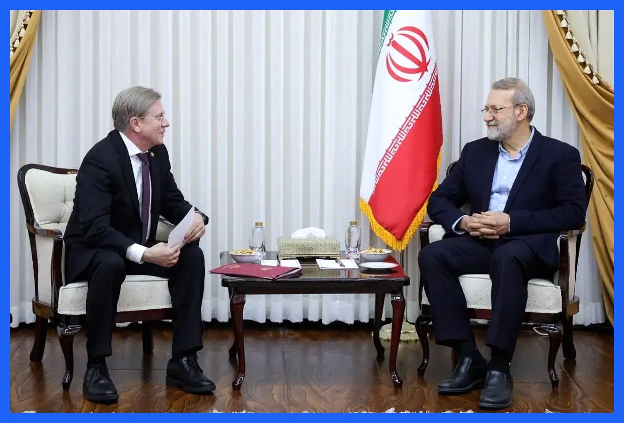 علی لاریجانی با اشاره به اهمیت کریدور شمال-جنوب، اعلام کرد که تمامی اراضی واقع در این مسیر به تملک دولت درخواهد آمد. این اقدام به منظور تسهیل در اجرای پروژه و ارتقاء زیرساخت‌های حمل و نقل کشور صورت می‌گیرد. به گزارش آگاهنا، وی تأکید کرد که این کریدور نقش