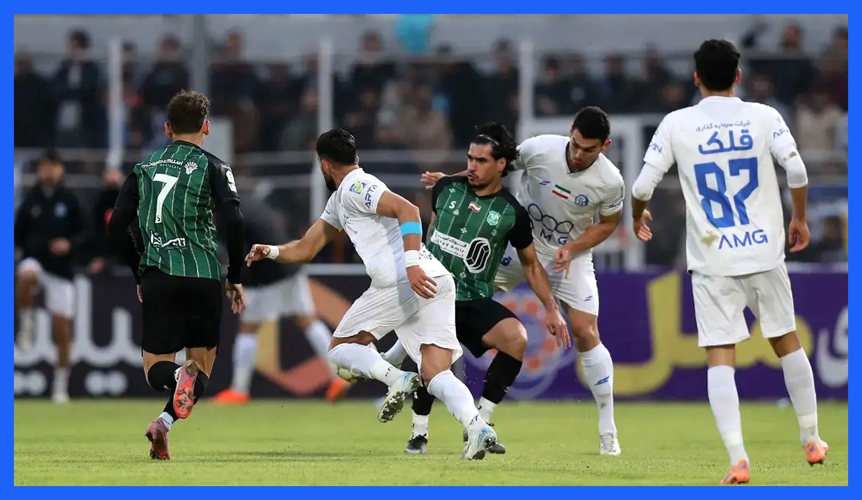 جانبداری گزارشگر در دیدار استقلال و خیبر، اعتراض تماشاگران را برانگیخت