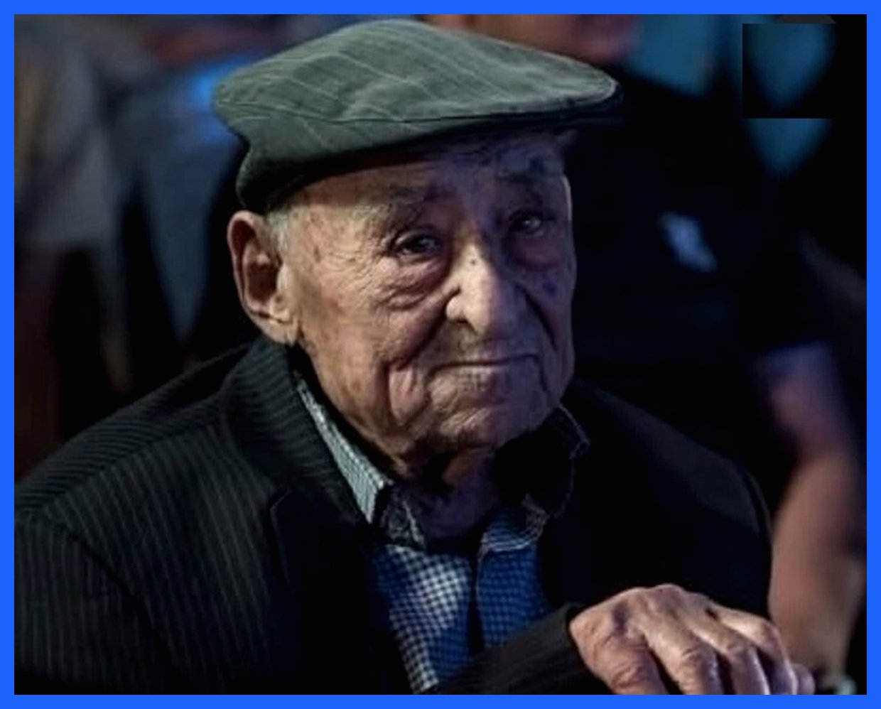 استاد نامدار کاشی معرق ایران درگذشت