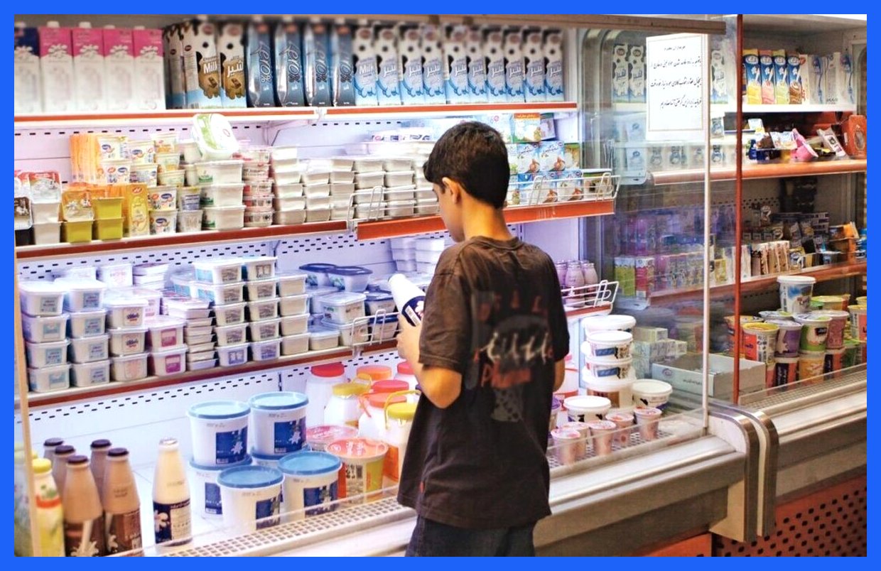 سخنگوی صنایع لبنی: کاهش مصرف لبنیات، خطر پوکی استخوان و کمبود ریزمغذی‌ها را افزایش می‌دهد/ مردم توان خرید ندارند