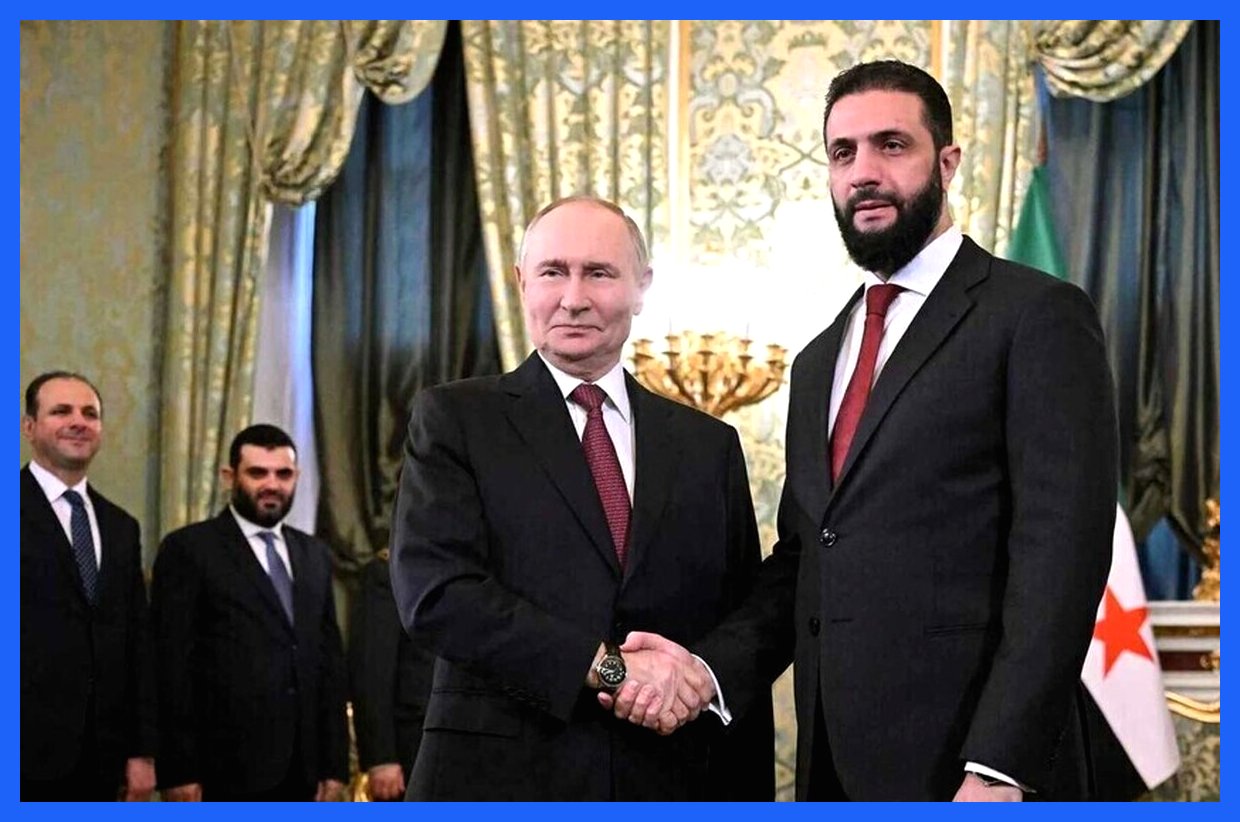 به گزارش آگاهنا، ولادیمیر پوتین، رئیس‌جمهور روسیه، به مناسبت یک سالگی سقوط بشار اسد، پیام تبریکی ارسال کرد. در این پیام، پوتین به اهمیت همکاری‌های دوجانبه و تلاش‌های مشترک برای حفظ ثبات و امنیت در منطقه اشاره کرده و ابراز امیدواری نمود که روابط بین