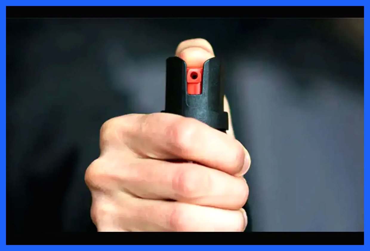 بازیگرها شوکر و اسپری اشک آور داشته باشند؟ چرا؟ با کدام منطق؟