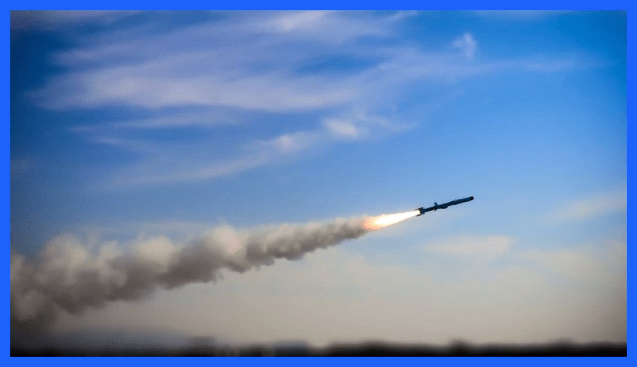 نیروی دریایی سپاه پاسداران انقلاب اسلامی در جریان یک رزمایش، اقدام به شلیک موشک‌های بالستیک و کروز با برد بلند کرد. این رزمایش به منظور تقویت توان دفاعی و نمایش قدرت نظامی کشور برگزار شد. هدف از این تمرینات، افزایش آمادگی نیروها و ارزیابی قابلیت‌های عملیاتی در مواجهه با تهدید