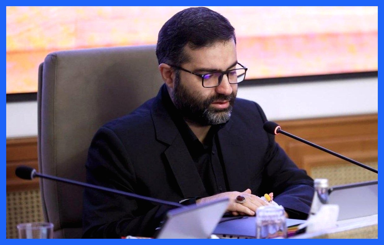 حضور سقاب اصفهانی در جلسه امروز هیات دولت، پس از فوت همسر و فرزندش (+عکس)