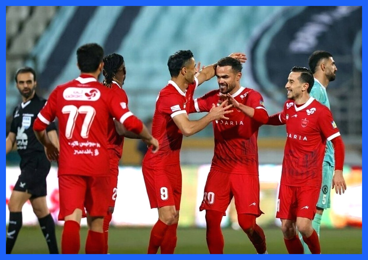 پیروزی پرسپولیس با گل اورونوف؛ سرخ‌پوشان صدرنشین لیگ شدند
