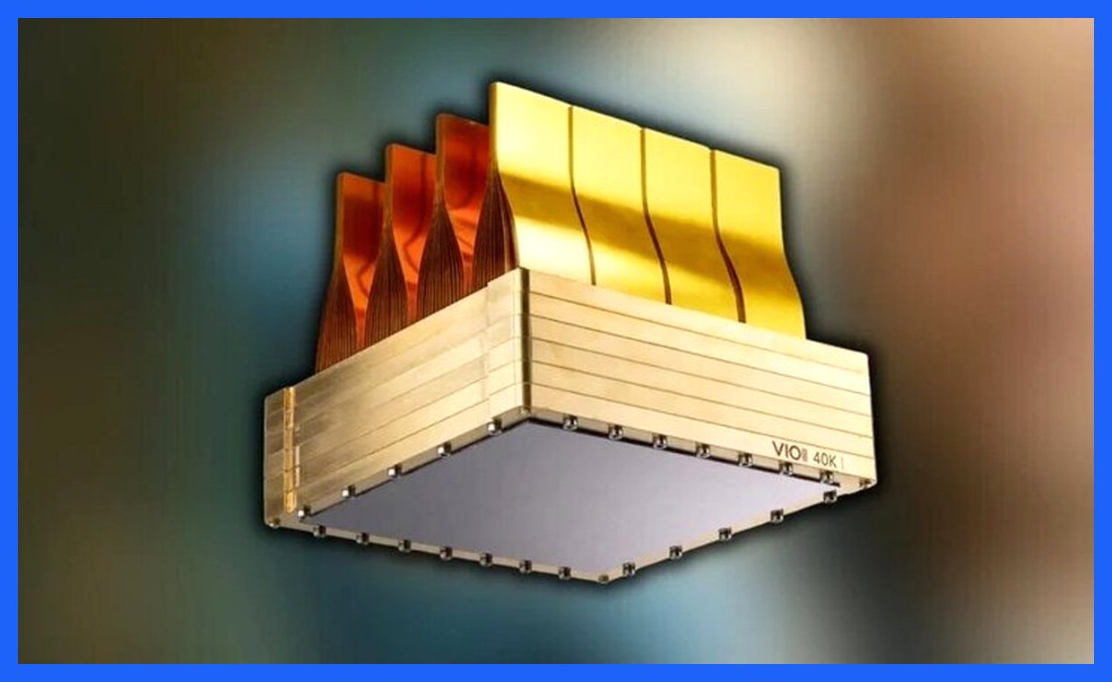 نقطه عطفی در صنعت محاسبات کوانتومی رقم خورده است؛ زیرا یک پردازنده جدید با ظرفیت ۱۰ هزار کیوبیت معرفی شده است که نسبت به نسل‌های پیشین خود، جهشی ۱۰۰ برابری در قدرت پردازش دارد. این پیشرفت می‌تواند تحولی عظیم در توانایی‌های محاسباتی و حل مسائل