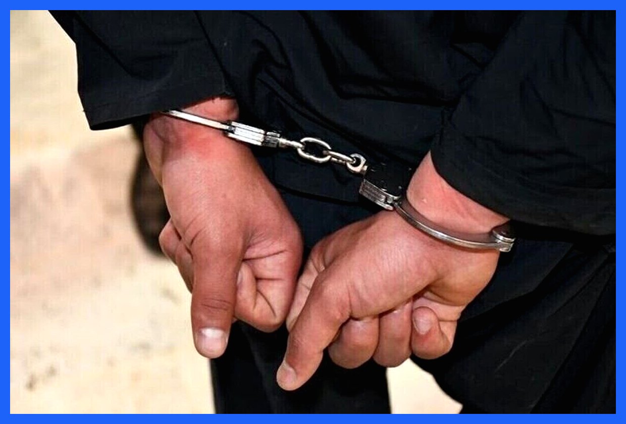 شهردار شهر به دست پلیس بازداشت شد