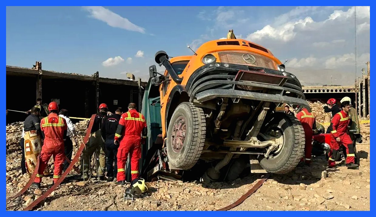 سانحه دلخراش؛ سقوط کامیون در گودال جان دو کارگر را گرفت