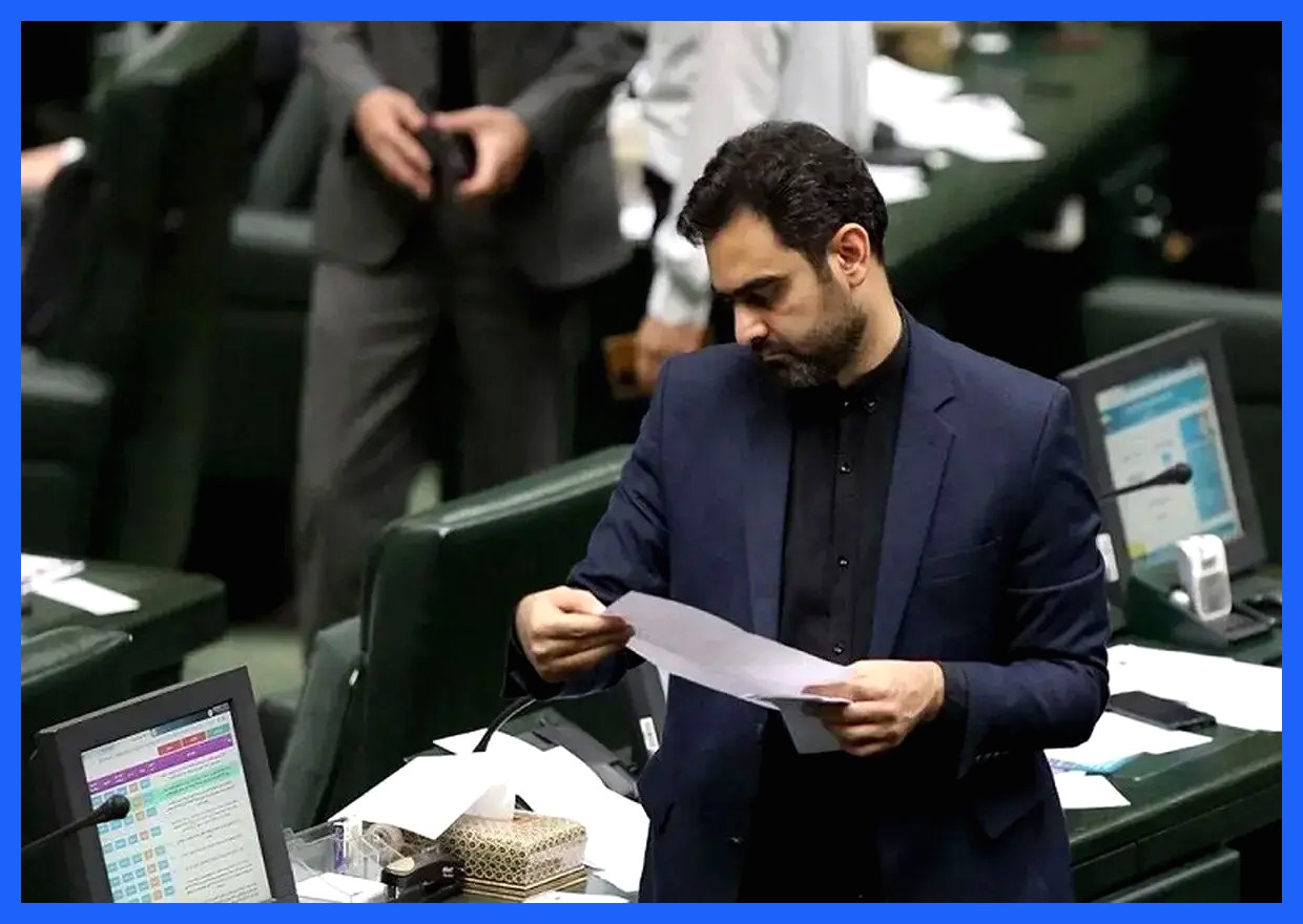 امیرحسین ثابتی به تازگی اظهار داشت که برخی رسانه‌ها اطلاعات نادرستی منتشر می‌کنند و او هیچ گوشی آیفون یا خط سفیدی ندارد. این اظهارات در واکنش به شایعاتی است که در فضای مجازی درباره وضعیت شخصی او منتشر شده است. ثابتی خواستار توجه بیشتر به صحت اخبار منتشره در رسانه‌ها شد