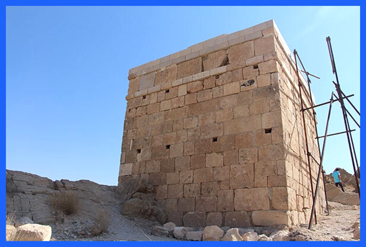 تخریب آرامگاه جاماسب؛ تصاویر حاکی از فاجعه‌اند!