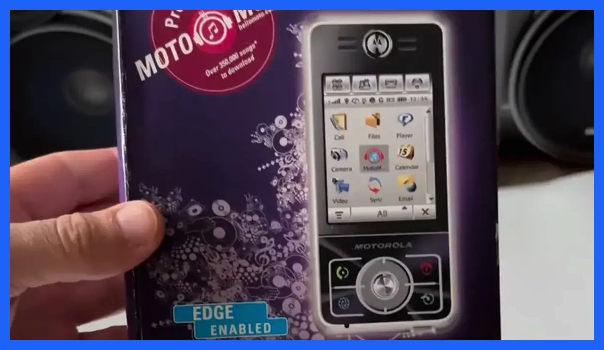 بازگشت به عصر موسیقی موبایل؛ یادی از گوشی نمادین موتورولا ROKR E6 (فیلم)