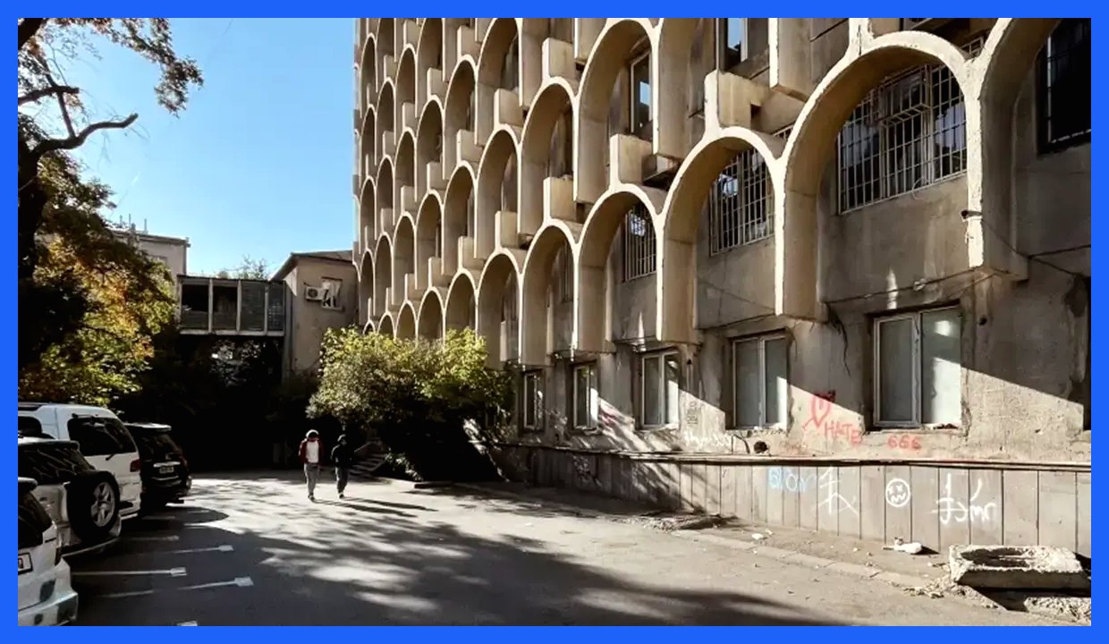 انستیتوی طراحی دولتی؛ نماد معماری بروتالیسم شوروی در گرجستان (+تصاویر)