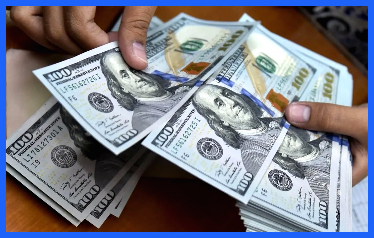 بازار ارز در وضعیت قرمز؛ دولت چه تدابیری می‌اندیشد؟