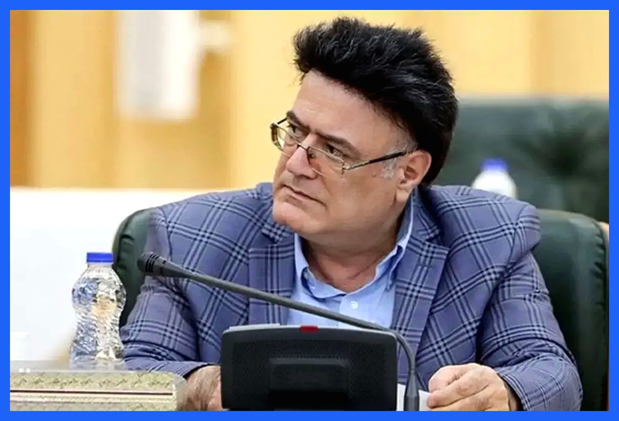 کارشناس اقتصادی: افزایش تدریجی قیمت بنزین بهتر از ثابت ماندن آن بود