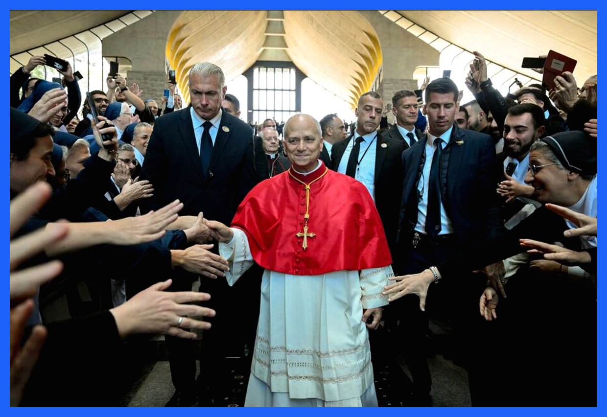 دیدنی های امروز؛ از دکور کریسمسی کاخ سفید تا خسارات سیل در تایلند و اندونزی