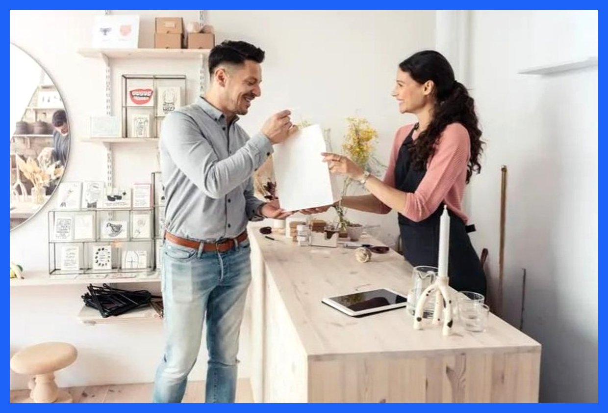 چرا مغازه‌تان مشتری ندارد؟ ۷ اشتباه رایج و ۵ راهکار مؤثر!