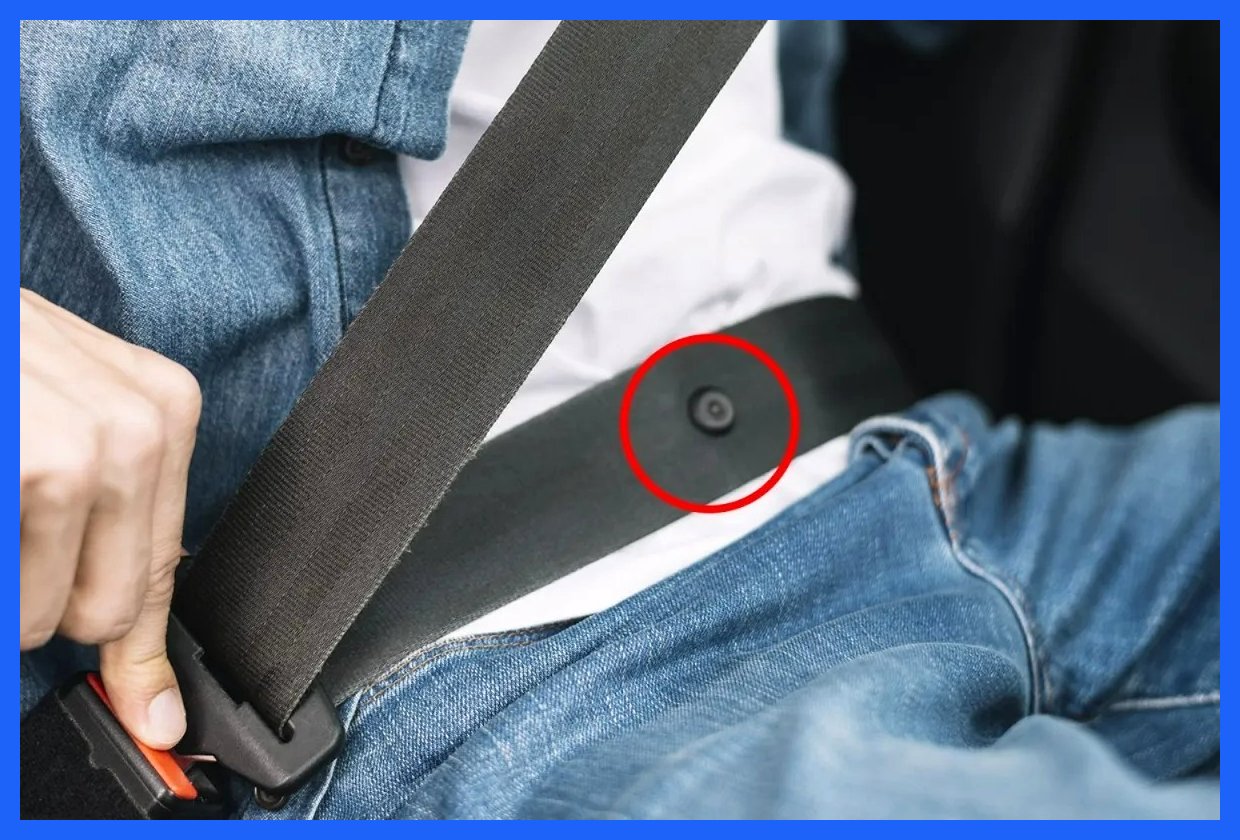 راز دکمه کوچک کمربند ایمنی خودرو چیست؟