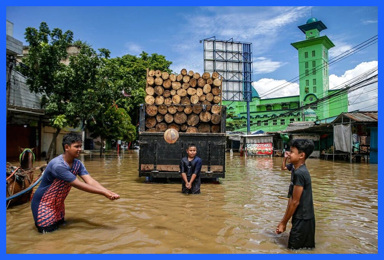 جاذبه‌های امروز؛ از مراسم قرعه‌کشی جام جهانی 2026 تا سگ رباتیک ایلان ماسک