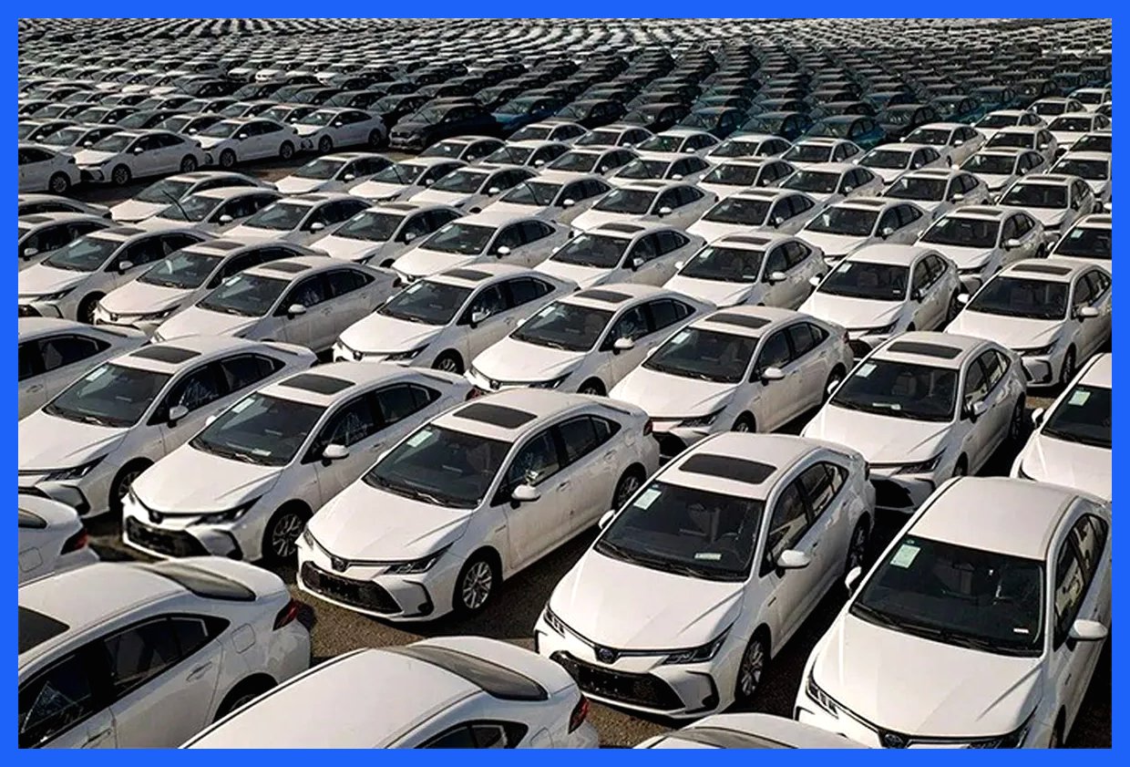 پیشنهاد به پزشکیان: آزادسازی همزمان واردات خودرو و قیمت بنزین