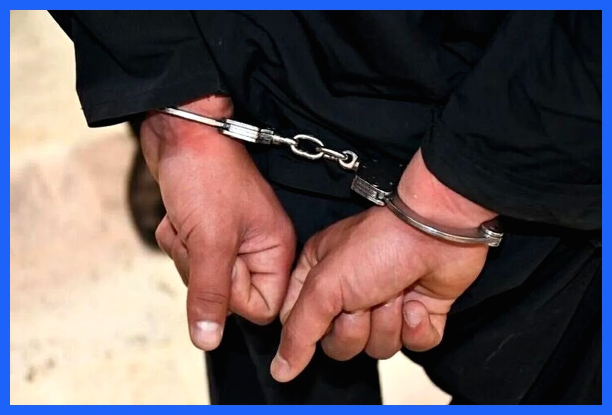 شهردار شهر به دست پلیس بازداشت شد