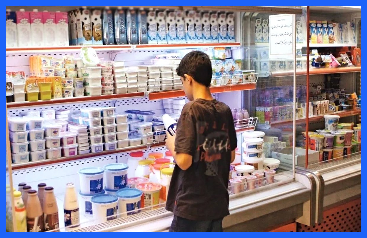 سخنگوی صنایع لبنی: کاهش مصرف لبنیات، خطر پوکی استخوان و کمبود ریزمغذی‌ها را افزایش می‌دهد/ مردم توان خرید ندارند