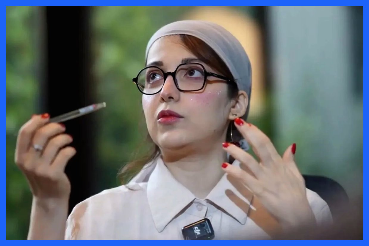 تجربه تلخ روشنک گرامی از بی توجهی مادرش به سرطانش