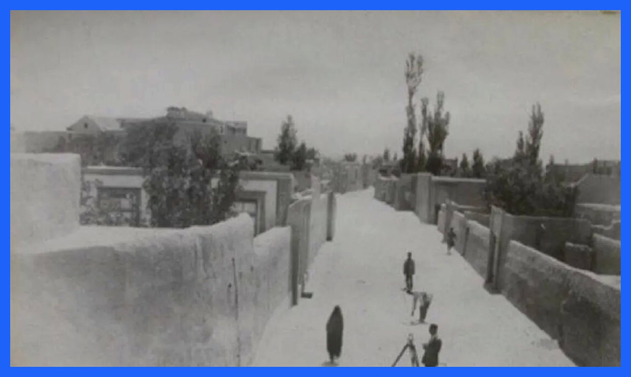 آغاز نقشه‌برداری و ساخت خیابان شهید بهشتی (منصور) در تاریخ ۲۱ آذر ۱۳۰۸