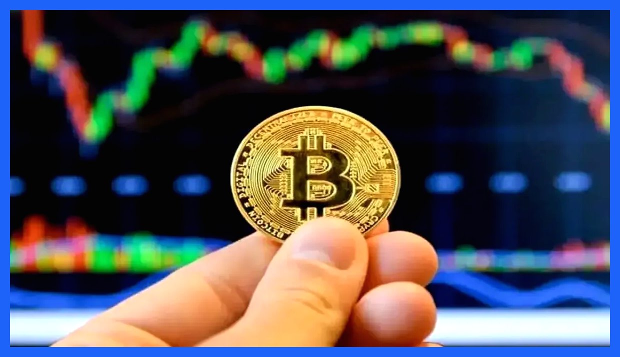 قیمت بیت‌کوین و اتریوم امروز یکشنبه ۹ آذر۱۴۰۴ اعلام شد