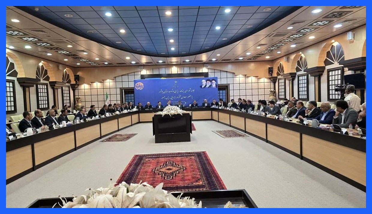 معاون رئیس جمهور اعلام کرد که به ناچار باید بخشی از یارانه بنزین را تغییر دهیم. وی همچنین افزود که افزایش قیمت بنزین ابتدا از خودروهای دولتی آغاز خواهد شد. این تصمیم به منظور بهینه‌سازی مصرف سوخت و مدیریت منابع کشور اتخاذ شده است. به گزارش آگاهنا، این تغییرات در راستای سیاست‌های دولت برای به