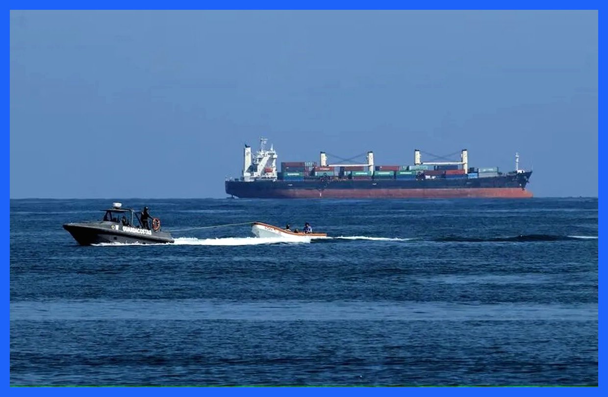 ونزوئلا اعلام کرد که محاصره‌های بین‌المللی تأثیری بر صادرات نفت این کشور نداشته و این صادرات به طور مداوم و بدون وقفه ادامه دارد. مقامات ونزوئلایی تأکید کردند که با وجود فشارهای خارجی، صنعت نفت کشور به فعالیت خود ادامه خواهد داد و اقدامات لازم برای حفظ و افزایش صادرات انجام می‌شود