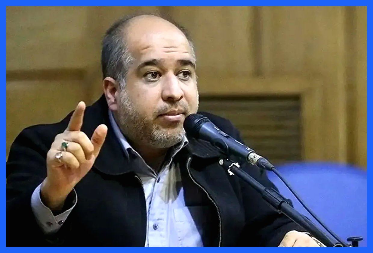 به گزارش آگاهنا، خضریان به شکایت صالحی امیری واکنش نشان داد و اظهار کرد که این اقدام به عنوان حرکتی سیاسی و غیرمنصفانه تلقی می‌شود. او همچنین بر لزوم رعایت آزادی بیان و حقوق شهروندی تأکید کرد و اعلام کرد که هرگونه شکایت از او به معنای سرکوب نظرات مخالف ن