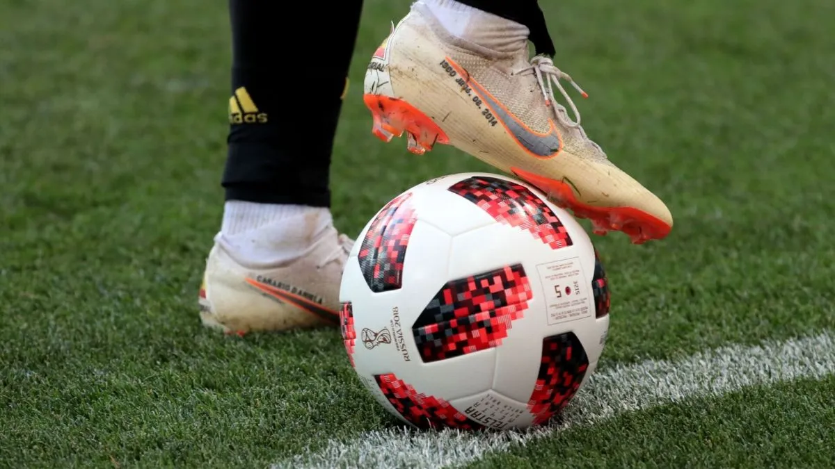 پخش زنده مسابقه استقلال و الوصل به همراه ۲ بازی از لیگ قهرمانان اروپا