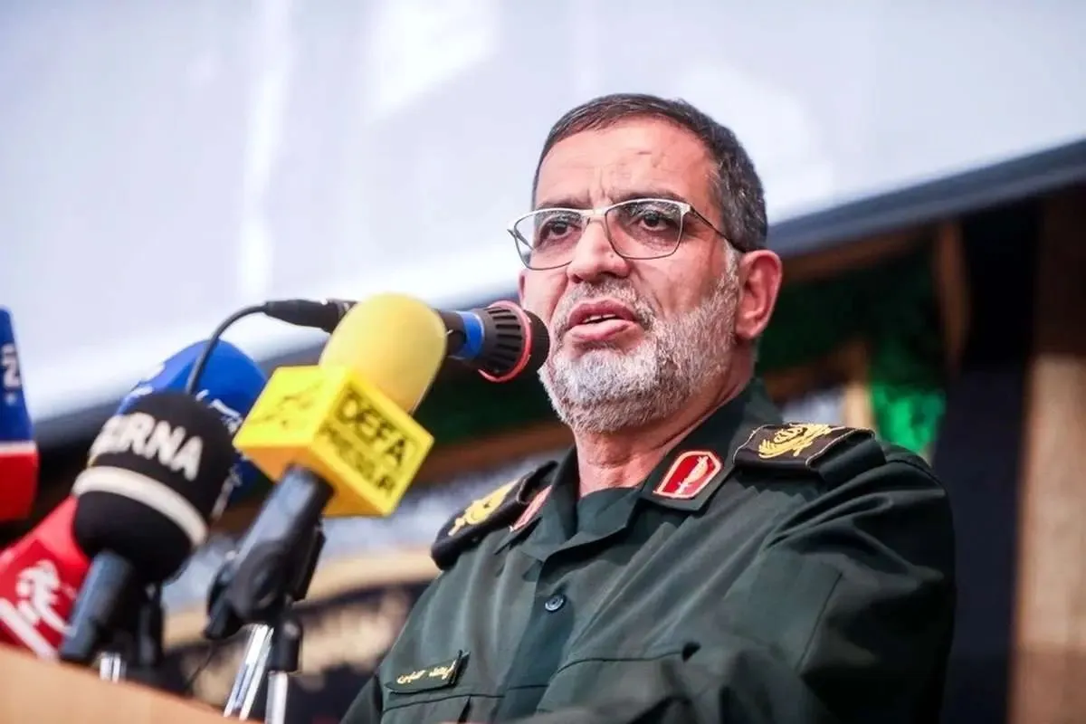 سخنگوی سپاه پاسداران انقلاب اسلامی اعلام کرد که در جنگ اخیر، مراکز دانش‌بنیان، اطلاعاتی و همچنین تنها پالایشگاه فعال اسرائیل به دقت مورد هدف قرار گرفته است. این اقدام نشان‌دهنده توانمندی‌های نظامی و اطلاعاتی ایران در پاسخ به تهدیدات منطقه‌ای است. به گزارش آگاهنا، این اظهارات در