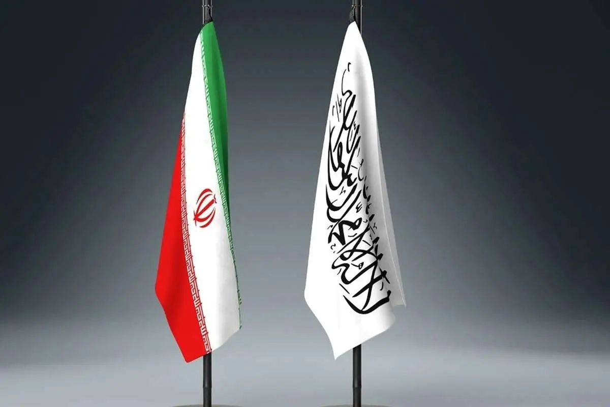 تقویت همکاری‌های دوجانبه ایران و طالبان

به گزارش آگاهنا، ایران و طالبان در راستای تقویت همکاری‌های دوجانبه خود، در زمینه‌های مختلف از جمله اقتصادی، امنیتی و سیاسی به گفتگو و تعامل پرداخته‌اند. این همکاری‌ها به ویژه در شرایط کنونی منطقه، می‌تواند به افزایش ثبات و امنیت در مرزهای مشترک