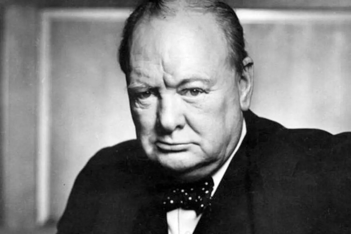 چرچیل در ۲۵ سالگی: نگاهی به زندگی این سیاستمدار بزرگ در سال ۱۲۷۸ خورشیدی (عکس)