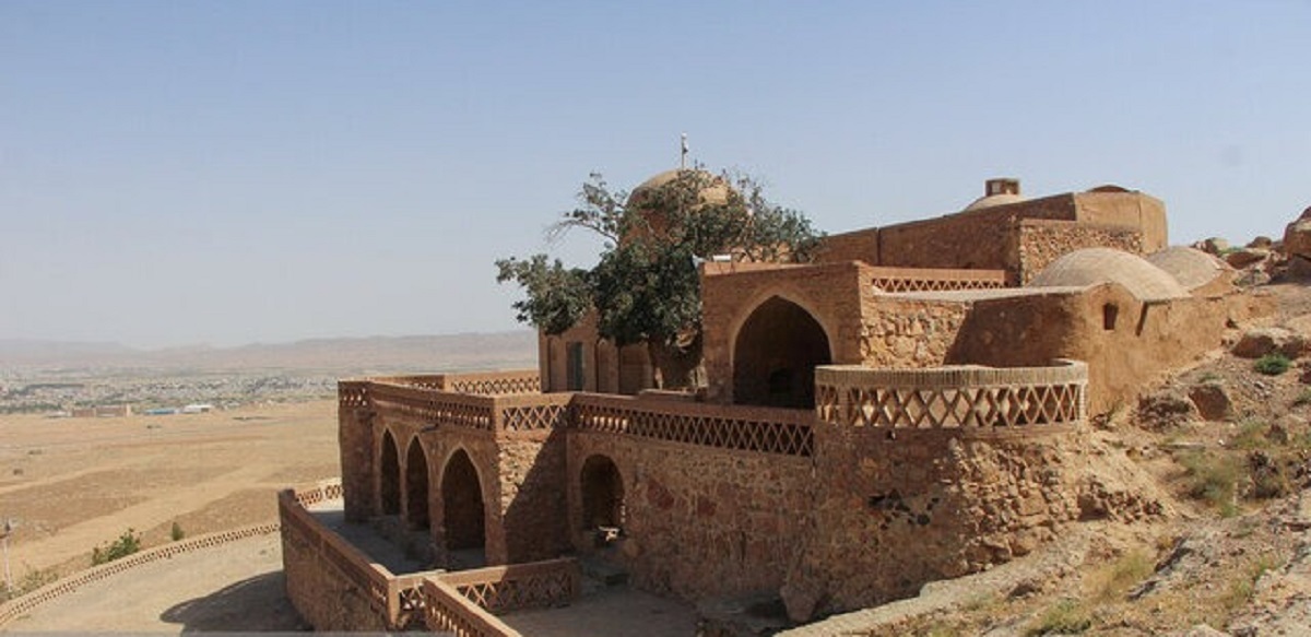 مقبره بزرگمهر قاینی؛ گنجینه‌ای ارزشمند در دل تاریخ (+عکس)