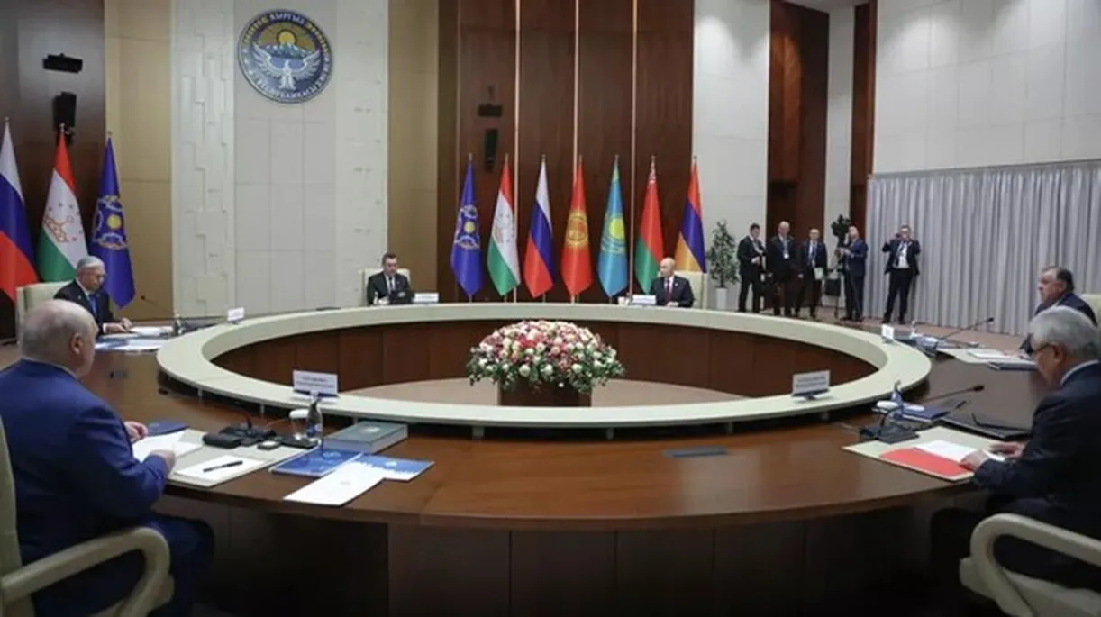 پوتین: توسعه سامانه‌های پدافند هوایی در قرقیزستان ضروری است