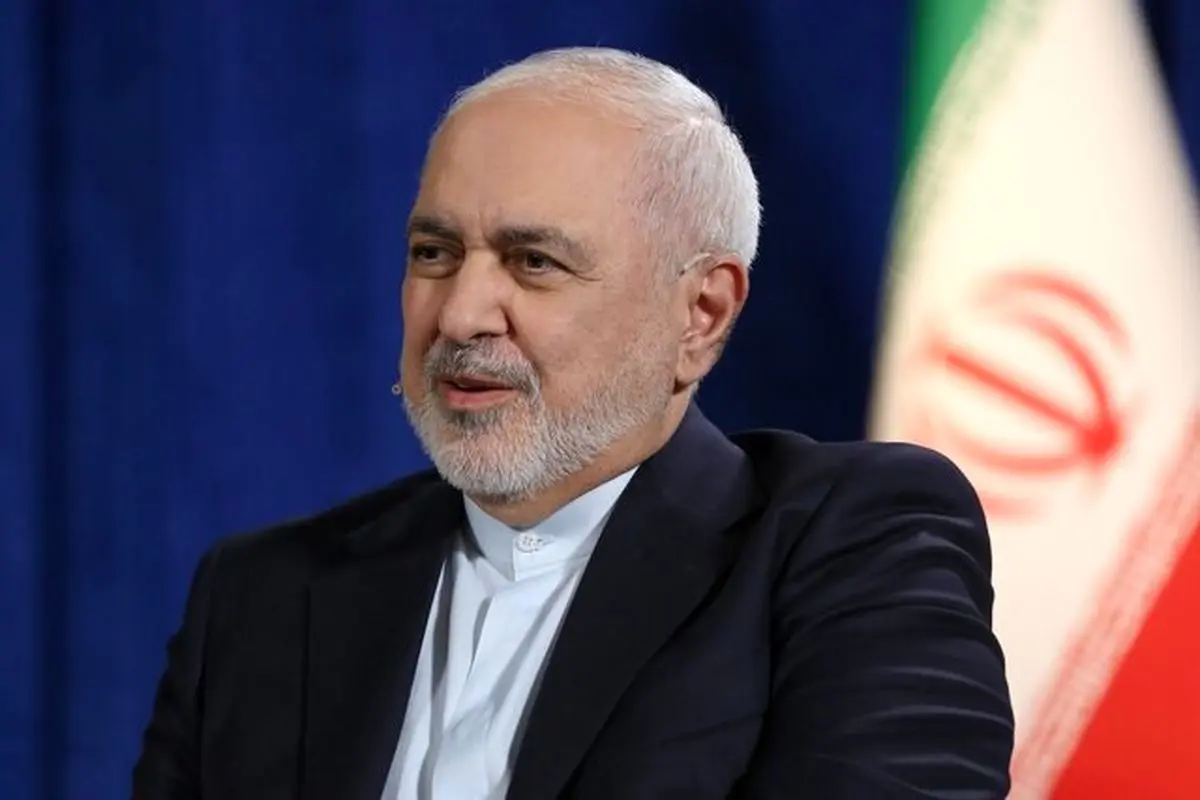 محمدجواد ظریف، وزیر امور خارجه سابق ایران، در پیامی از ضرورت همکاری و همبستگی میان مردم و مسئولان کشور سخن گفت و تأکید کرد: "بیایید با هم باشیم." او در این پیام بر اهمیت اتحاد و همدلی برای عبور از چالش‌های کنونی تأکید کرد و خواستار هم‌افز